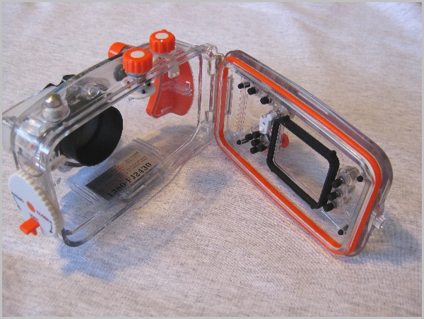 Fuji F700 Zoom with WP-FX700 Underwater Housing